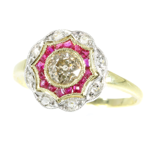 Beautiful bicolour gold Art Deco diamond and ruby ring (ca. 1920)
